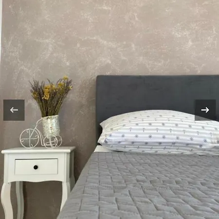 Lorenzo 2 Apartman